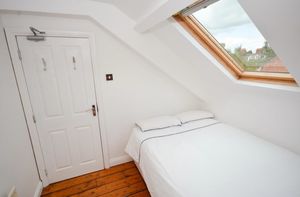 Photo 8- click for photo gallery